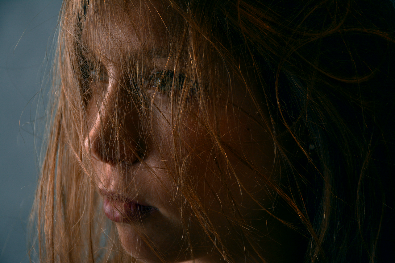 疑遭生父女友虐待,3岁半幼童离世,悲剧背后的反思 疑遭生父女友虐待,3岁半幼童离世,悲剧背后的反思